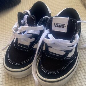 Vans Kids Black and White Low-Top Lace Sneakers